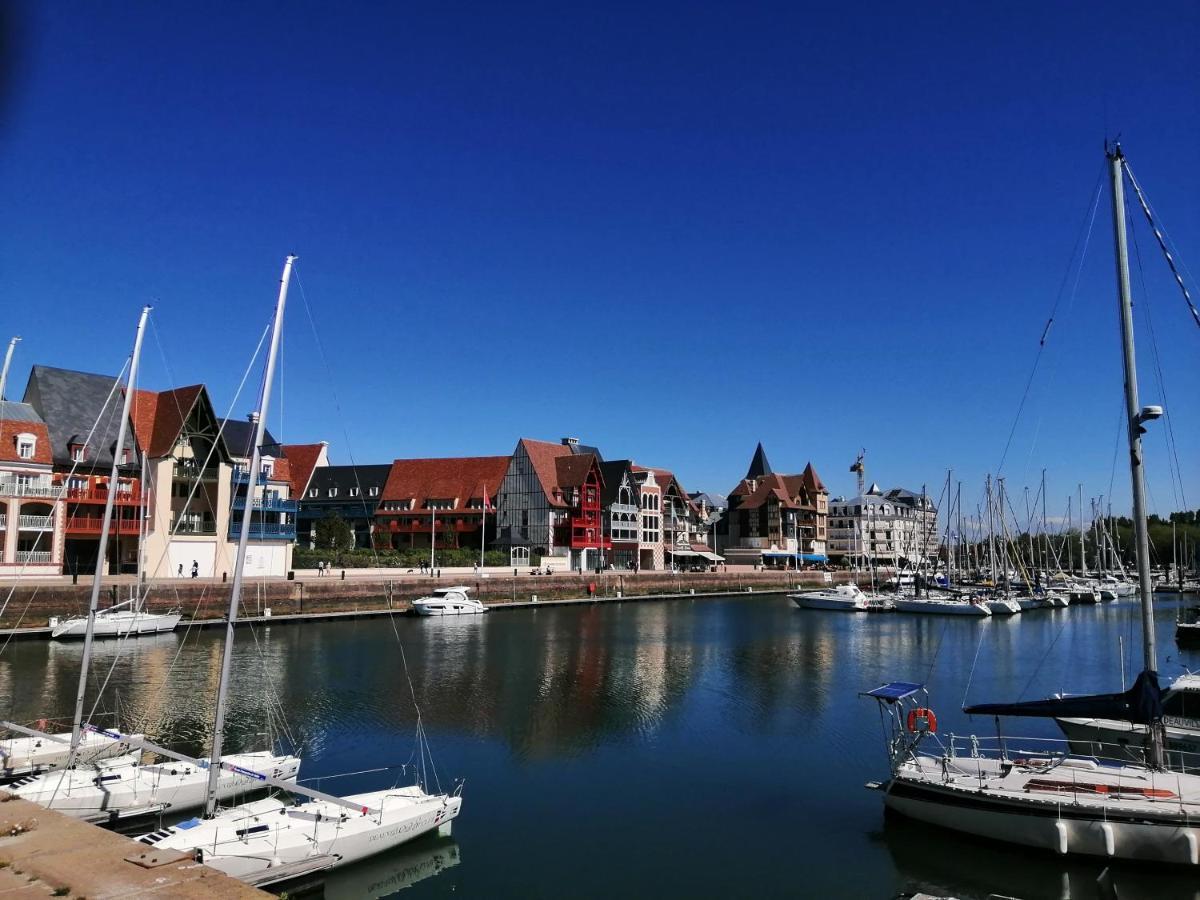 L'Escale A Deauville Bagian luar foto