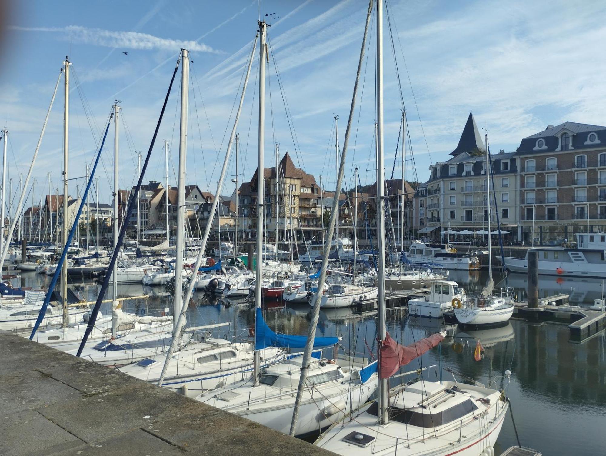 L'Escale A Deauville Bagian luar foto
